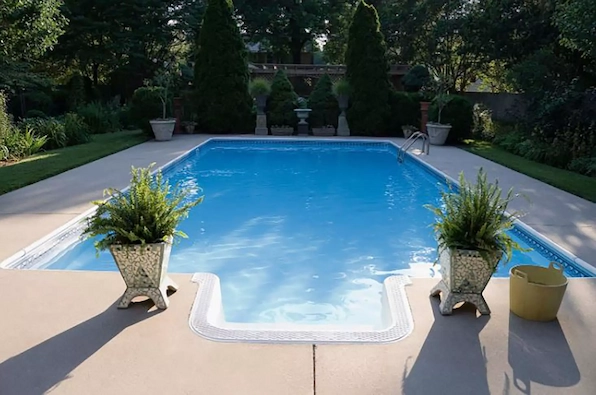 piscine privée propre