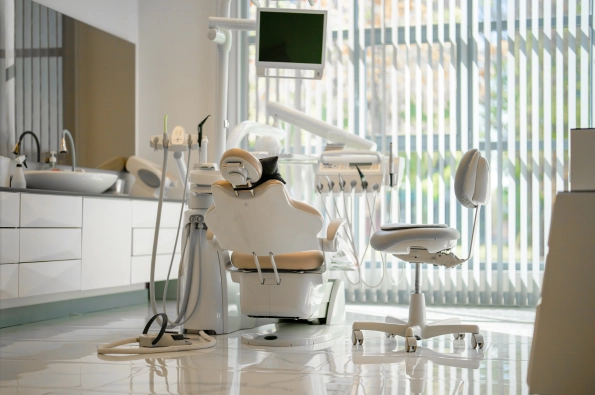 salle de cabinet dentaire propre